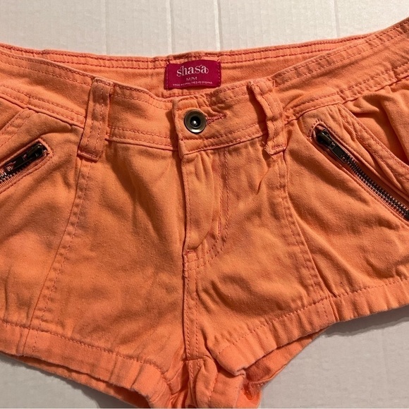 Shasa Salmon colored shorts size medium - Picture 5 of 7